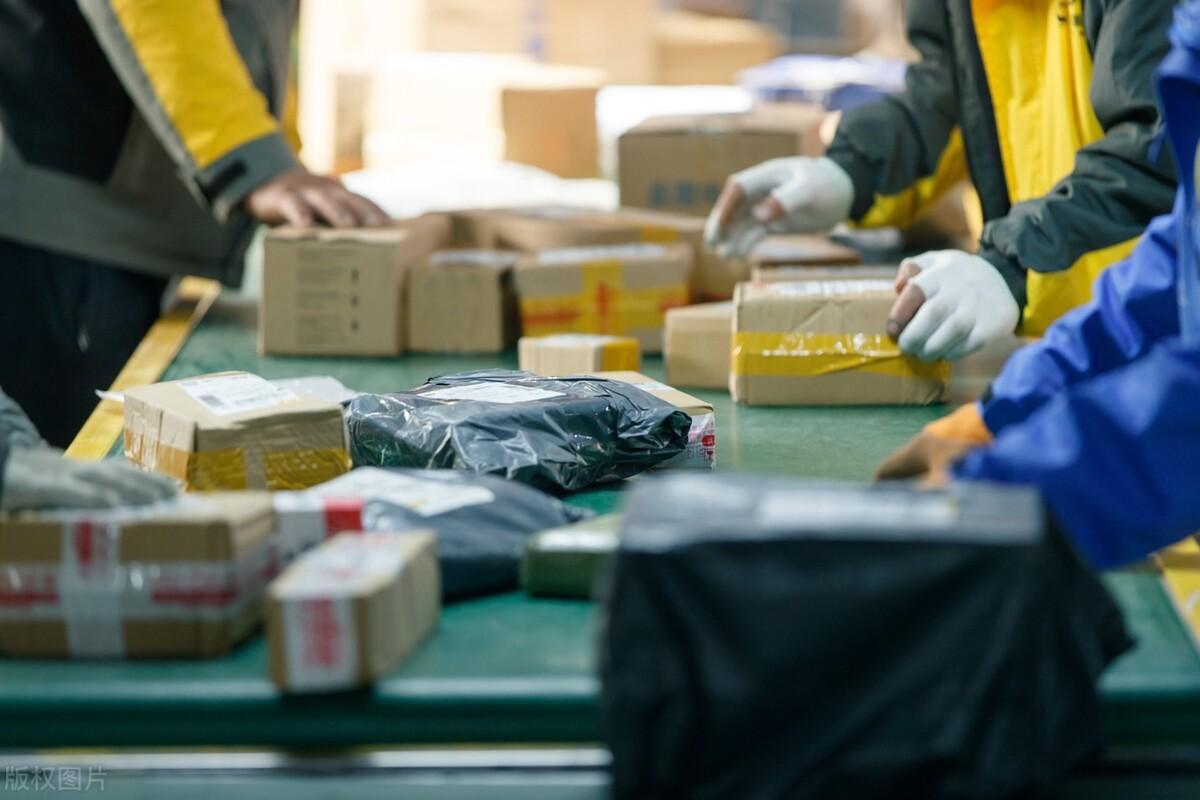 俄罗斯清关费用怎么计算(少花钱,最详细的收费项目来了)